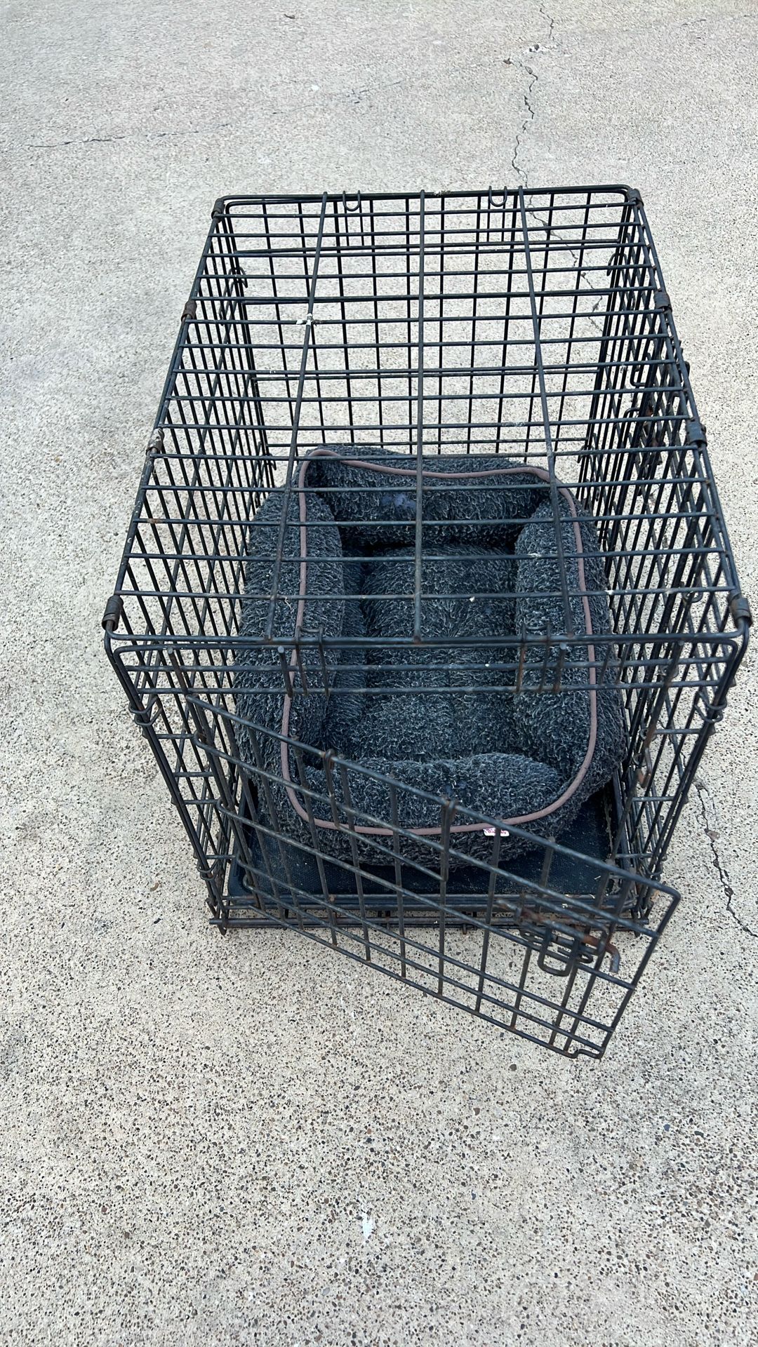 Small Dog Kennel With Cushion And Food Bowl Holder