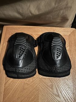 RODILLERAS 