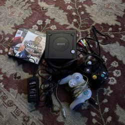 Intendo Game Cube, Controlled And Game 