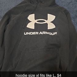 under armor hoodie size xl but fits like a l