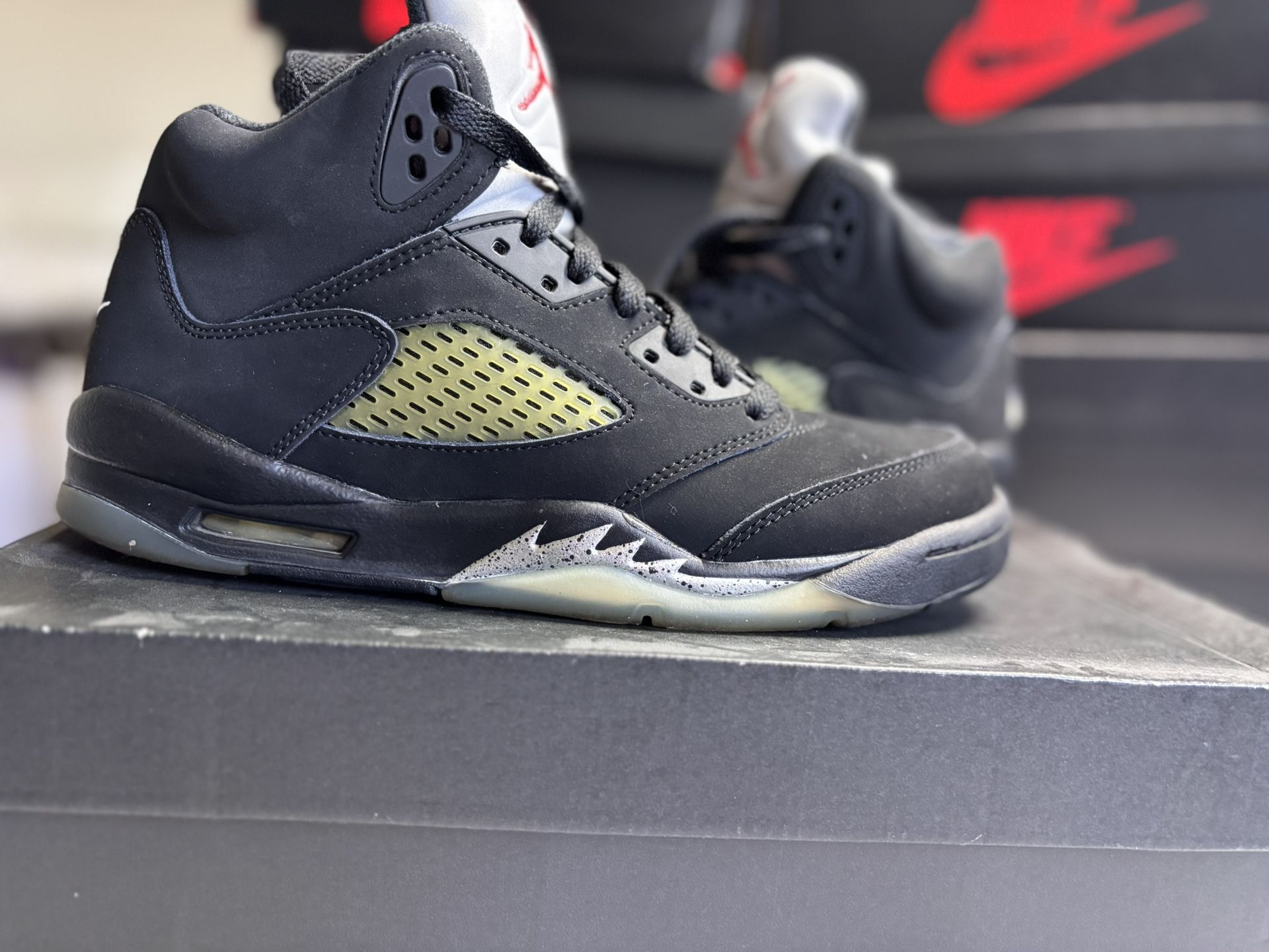 Air Jordan Retro 5 Metallics