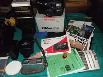 Lot 1: Camera's/ supplies