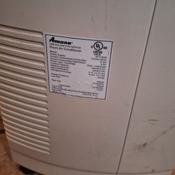 Amana portable ac unit ***needs new fan blade***