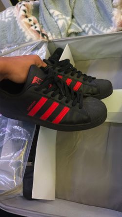 Adidas superstars men 10.5