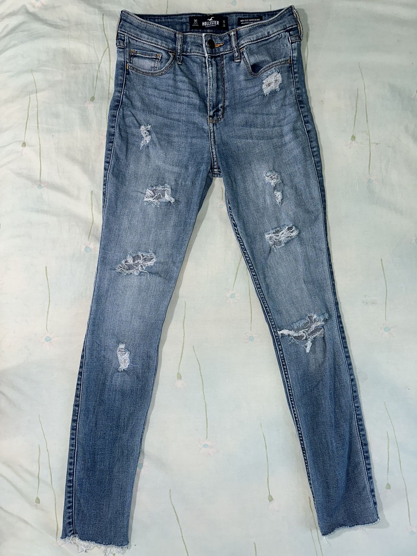 Hollister skinny jeans