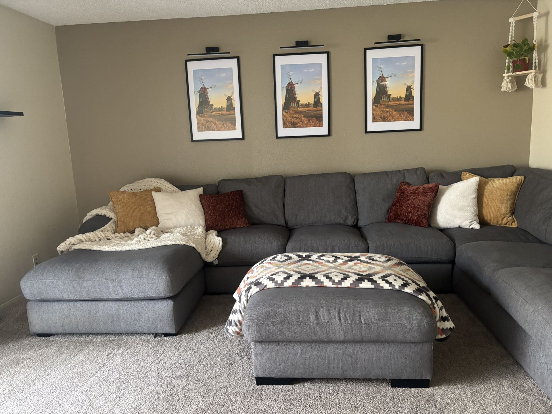 Sectional Couch Dark Grey 