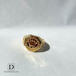 Gold crown ring