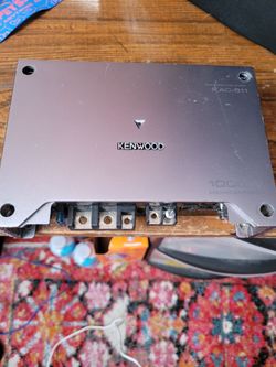 Kenwood 511- 1000 watt mono block amp.