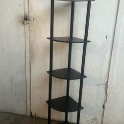 Corner Shelves 