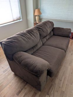 Couch, brown, 7ft, FREE