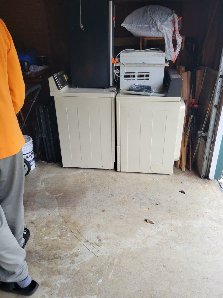 Washer & Dryer 