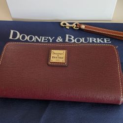 Dooney And Bourke Wallet