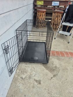 Black Wire Dog Crate with Tray