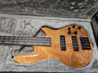 ESP LTD H1004SE 4 String Bass Guitar w/Hard Case