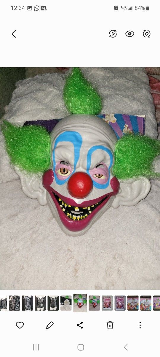 Killer Klowns from Outer Space Shorty Mask