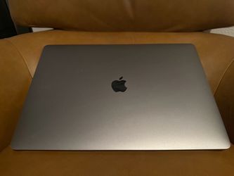 2019 16 inch MacBook Pro 2019 core i7 Touch Bar