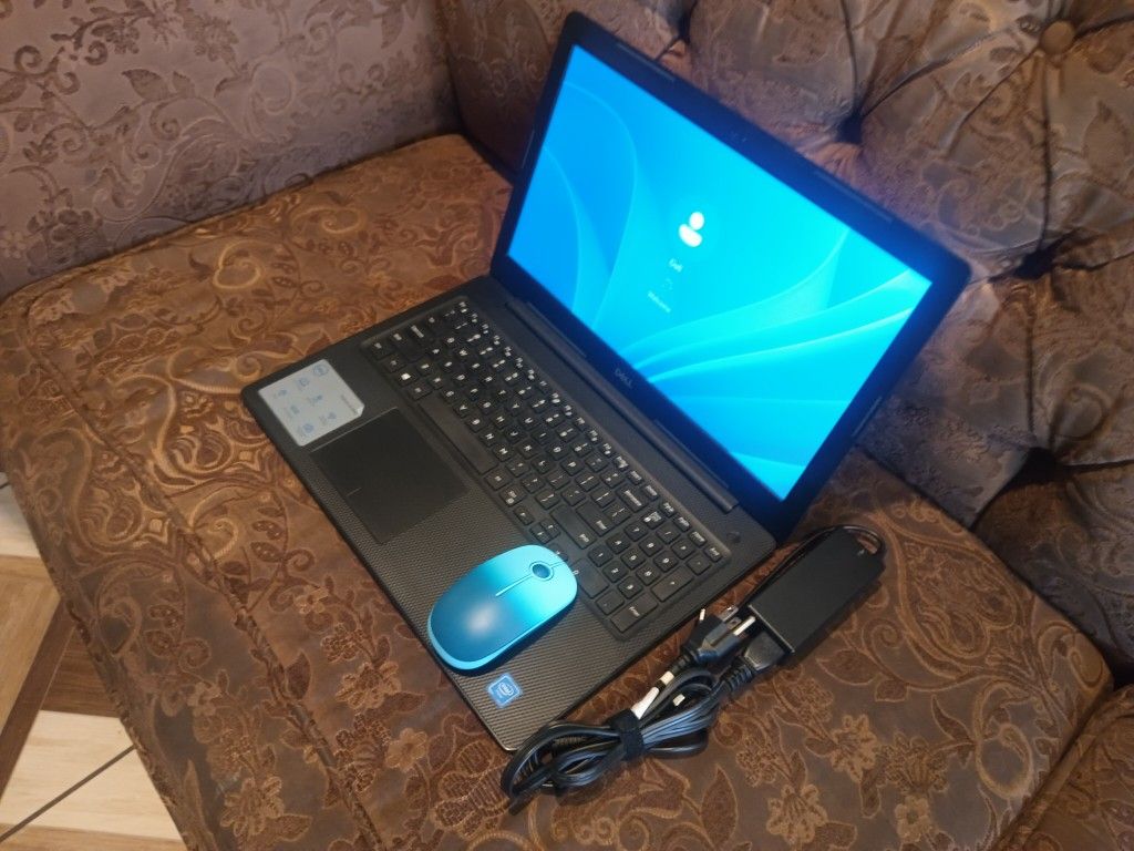 Laptop Dell Inspiron 3583-8gb Ram-128gb HD SSD Solid-Go-od For Stud-ents Bue-na-para Estu-diantes.