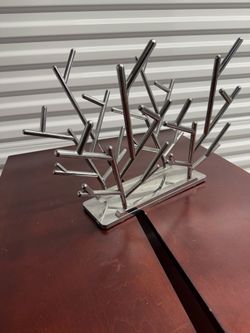 Chrome magazine rack