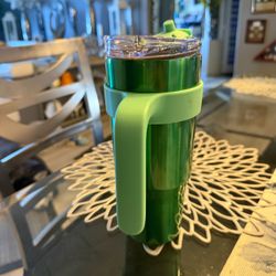 New insulated Tumblr with handle