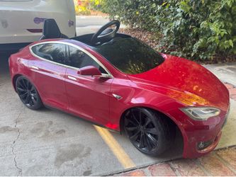 Radio Flyer Tesla Model S