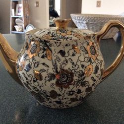 Gibson’s Staffordshire Gold & Black Flowered Tea Pot #696