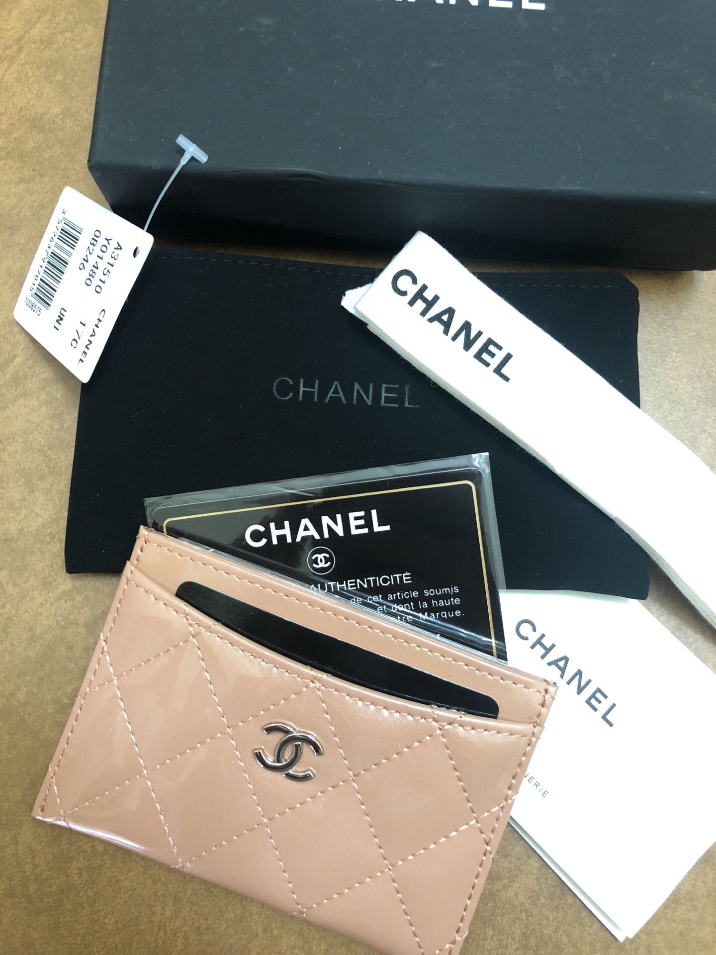 Chanel flat Card Holder Authentic for Sale in San Jose, CA - OfferUp