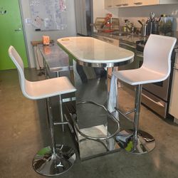 Marble Island With Two Chairs