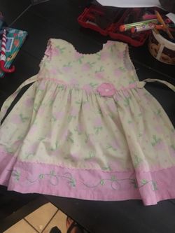Girls dress