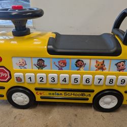 Cocomelon Ride-On Bus