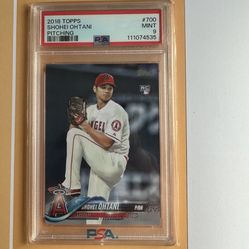 2018 Topps Shohei Ohtani Baseball Card pitching #700 mint graded 9