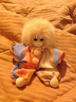 Kay and lyn Q-tee clown sand doll hand made and hand painted