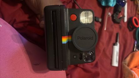 Polaroid