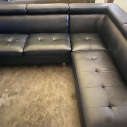 Black Leather  Sectional Couch