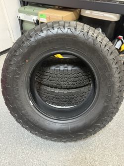 Nexen Roadian ATX 245/75R17 - 5 All Terrain Tires Like New 245 75 17