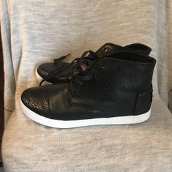 Toms Ladies Sneakers Size 8