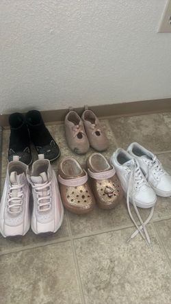 Girls shoes