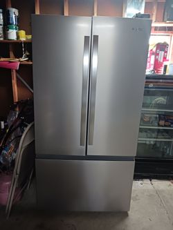 Whirlpool French door refrigerator