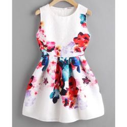 NWT Embossed Floral Print Dress 🌺
