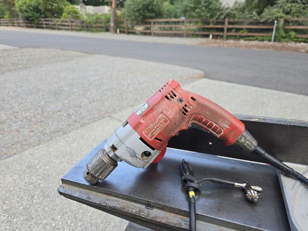 Milwaukee Magnum Holeshooter 1/2" Corded Electric Drill Model 0234-1