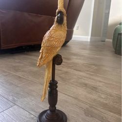 Parrot Statue Vintage