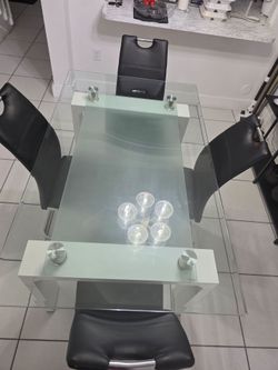 Mesa de cristal
