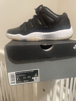 Jordan 11 Low Top