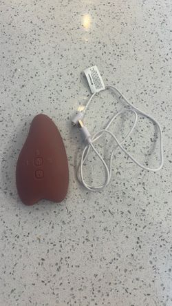 Momcozy massager and warmer