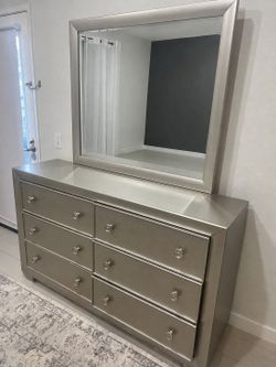 Dresser with Matching Mirror