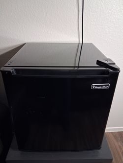 Small fridge very clean working good