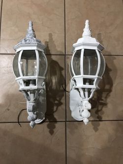 NICE ANTIQUE LIGHT FIXTURES