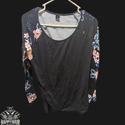 Shein Curve Top Womens 2XL Black With Blue & Pink Floral Sleeve T-Shirt