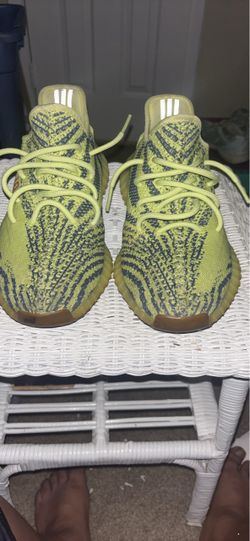 Semi frozen Yeezy 350