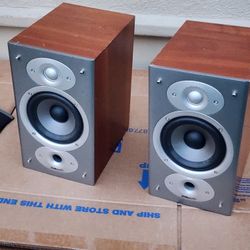 Polk audio Home Stereo Shelf Speakers