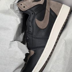 Jordan 1 Mocas 